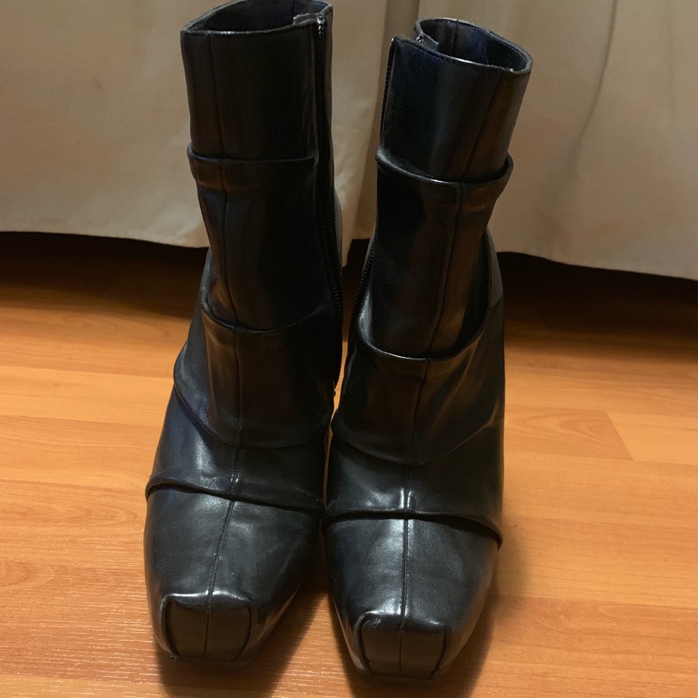 Nine West black boots